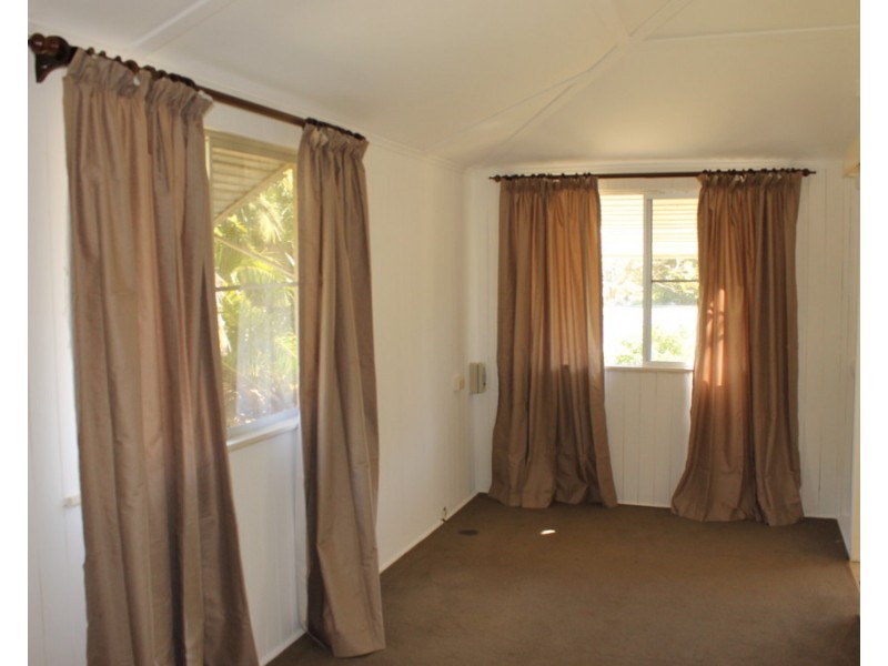 39 Orpen Street, Dalby QLD 4405