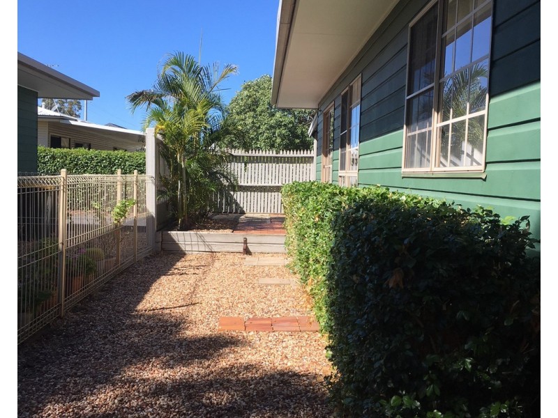 2/52 Bunya Street, Dalby QLD 4405