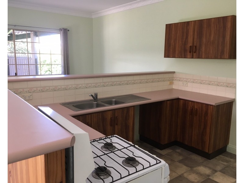 2/52 Bunya Street, Dalby QLD 4405