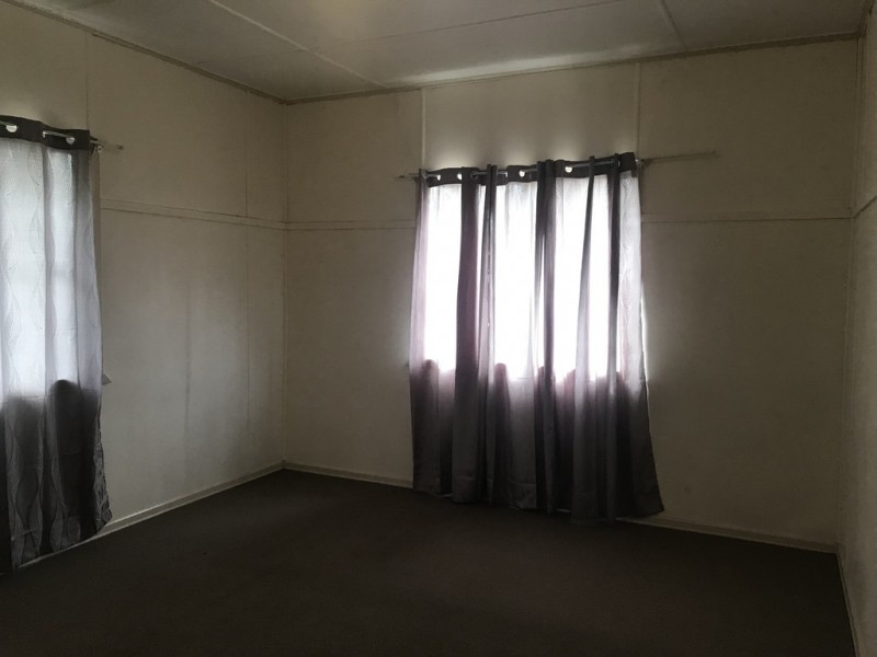 31 ARTHUR STREET, Dalby QLD 4405