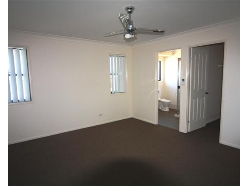 68 Diggers Drive, Dalby QLD 4405