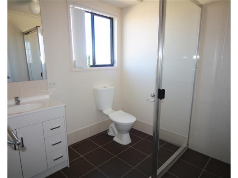 68 Diggers Drive, Dalby QLD 4405