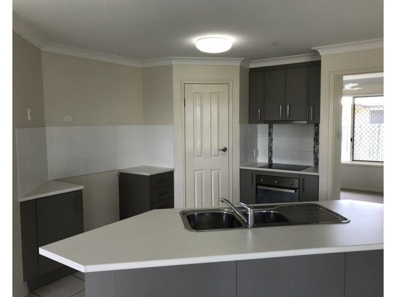 10 Gosden Drive, Dalby QLD 4405