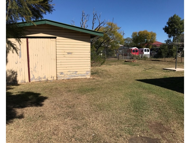46 Palmer Street, Dalby QLD 4405