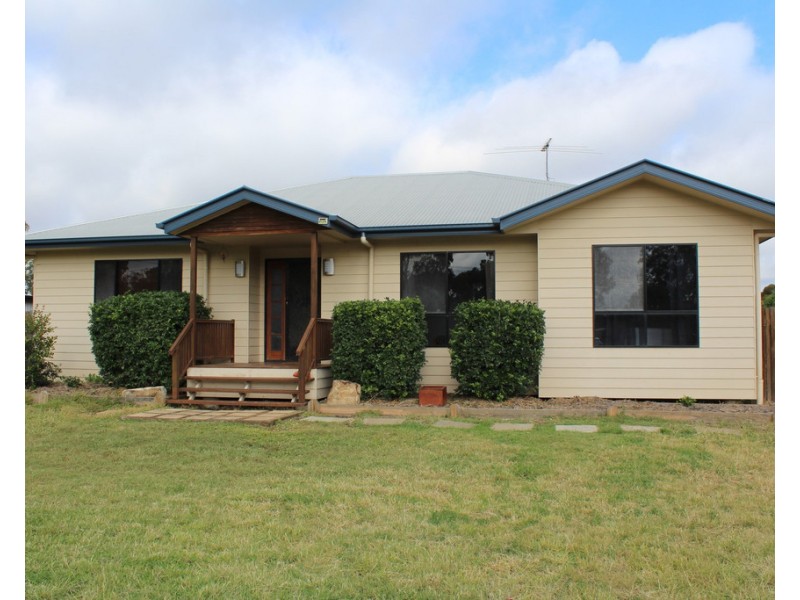 22 Hedge Road, Dalby QLD 4405