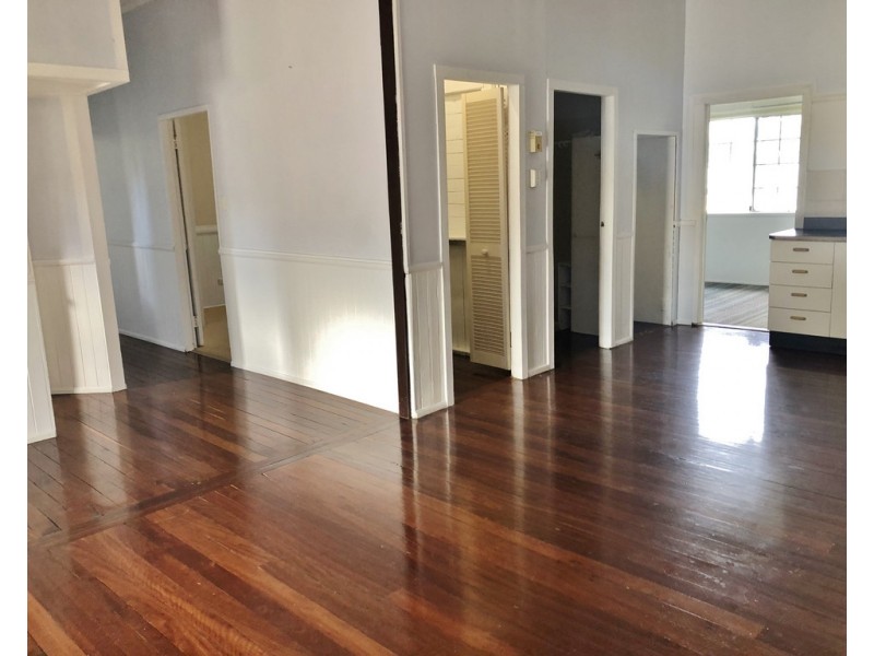 9 O’Keefe Street, Dalby QLD 4405