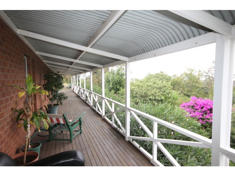 52 Crawshay St, Bell QLD 4408