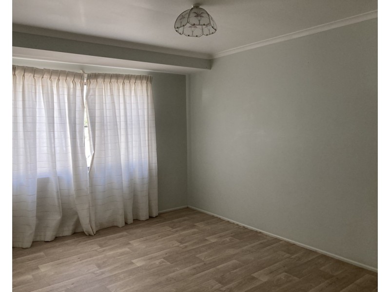 13 Acacia Avenue, Dalby QLD 4405