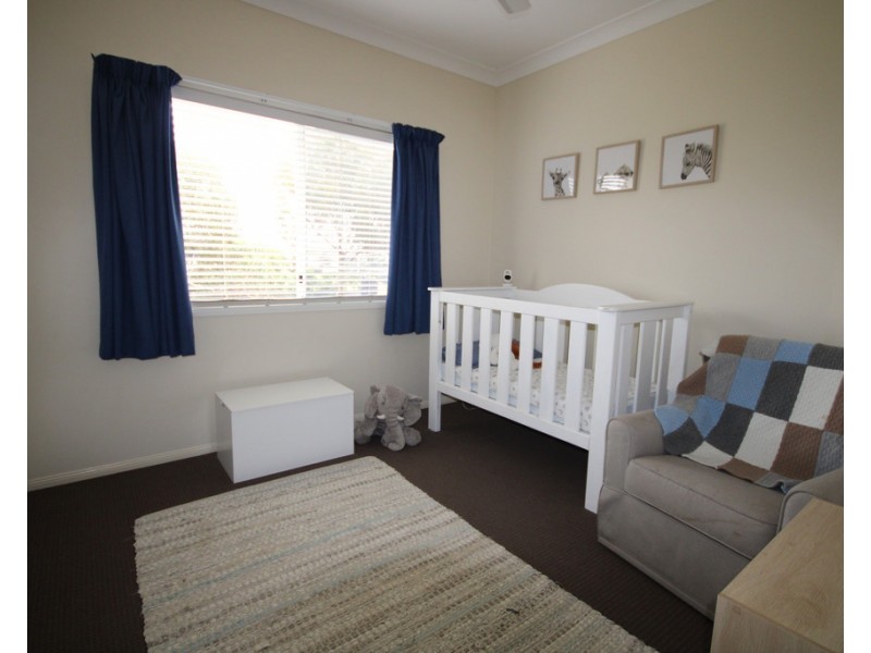 25 Diamond Drive, Dalby QLD 4405