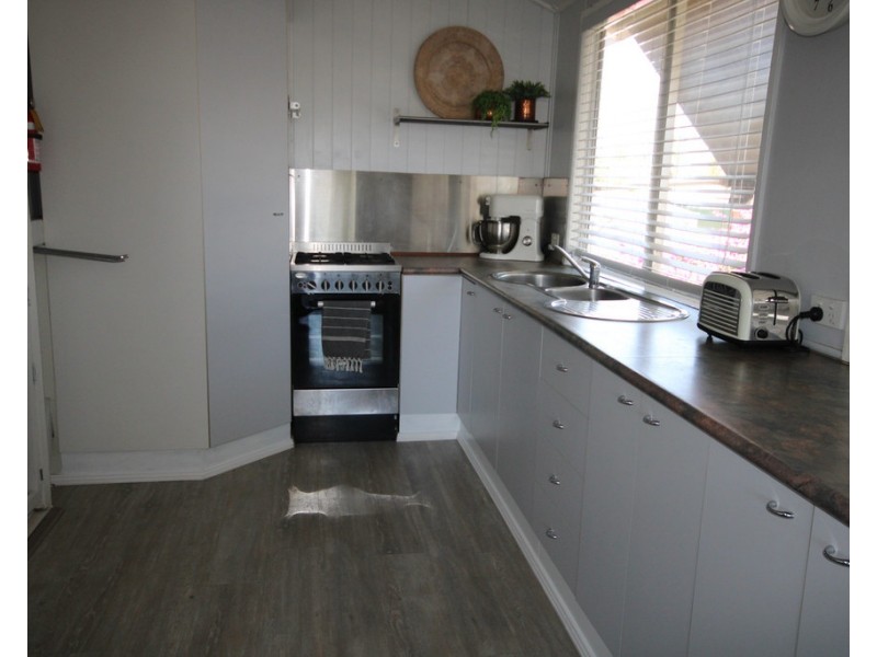 2 Wharf Street, Dalby QLD 4405