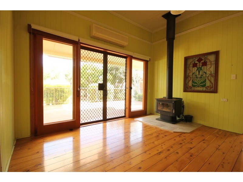 158 Cunningham Street, Dalby QLD 4405