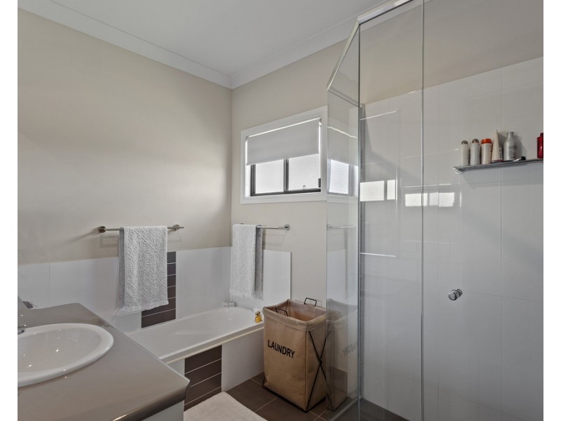 16 Diggers Drive, Dalby QLD 4405