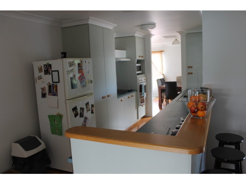 10 Delma Court, Dalby QLD 4405