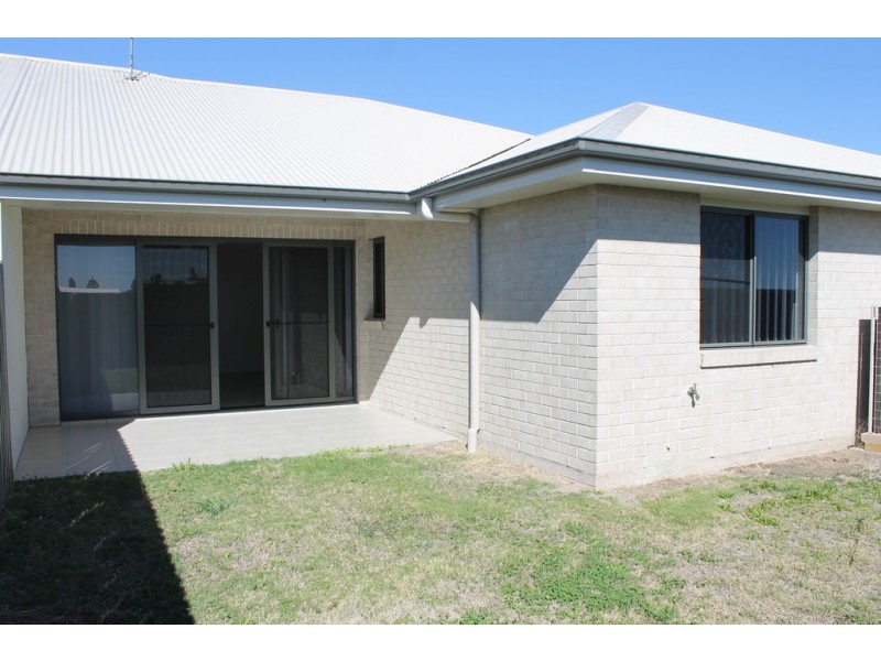 3/62 Gosden Drive, Dalby QLD 4405