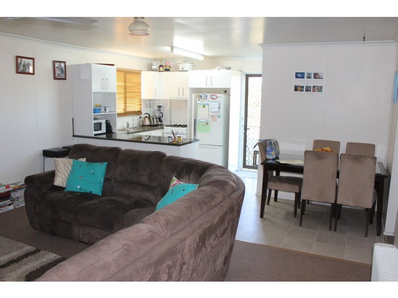 100 Orpen Street, Dalby QLD 4405