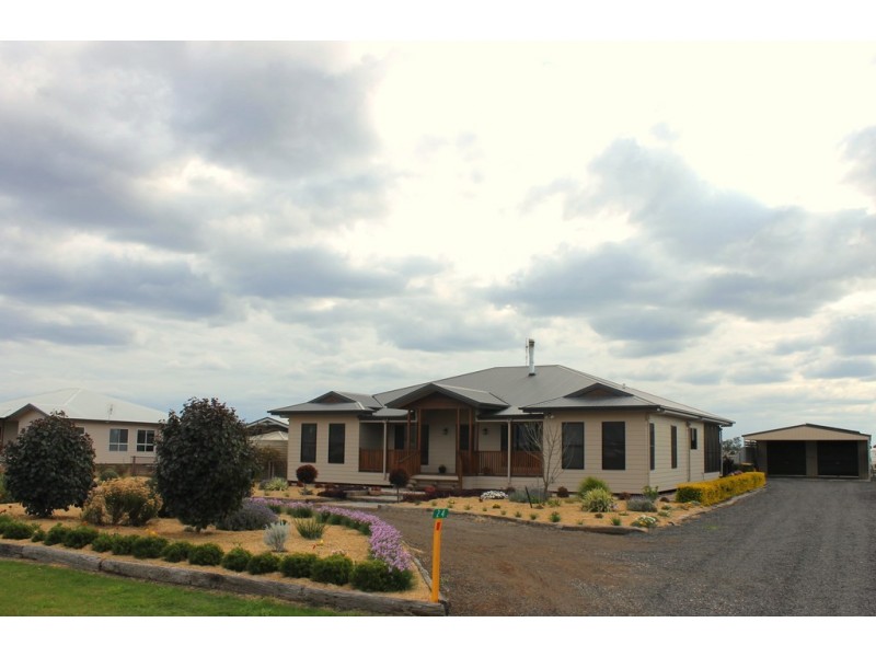 24 Galaxy Drive, Dalby QLD 4405