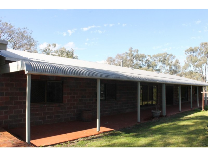 91 Chelldan Ave, Dalby QLD 4405