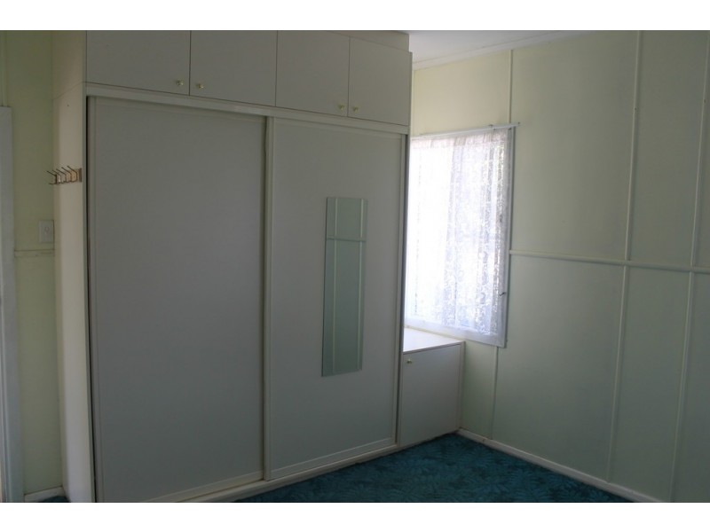 9 Dan Street, Dalby QLD 4405