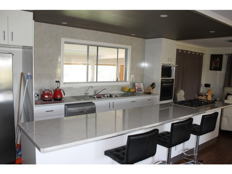 212 Blaxland Road, Dalby QLD 4405