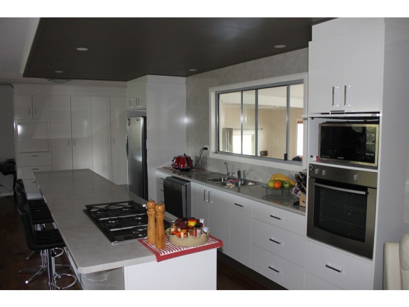 212 Blaxland Road, Dalby QLD 4405