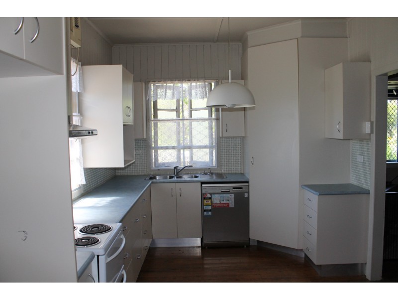 18a Orpen Street, Dalby QLD 4405