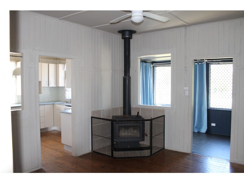 18a Orpen Street, Dalby QLD 4405