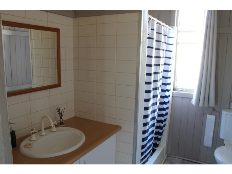 18a Orpen Street, Dalby QLD 4405