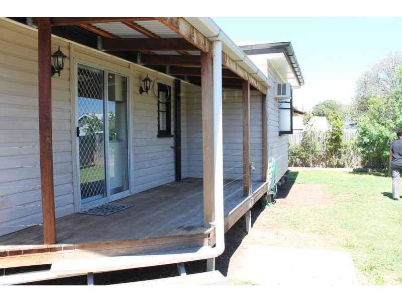 18a Orpen Street, Dalby QLD 4405