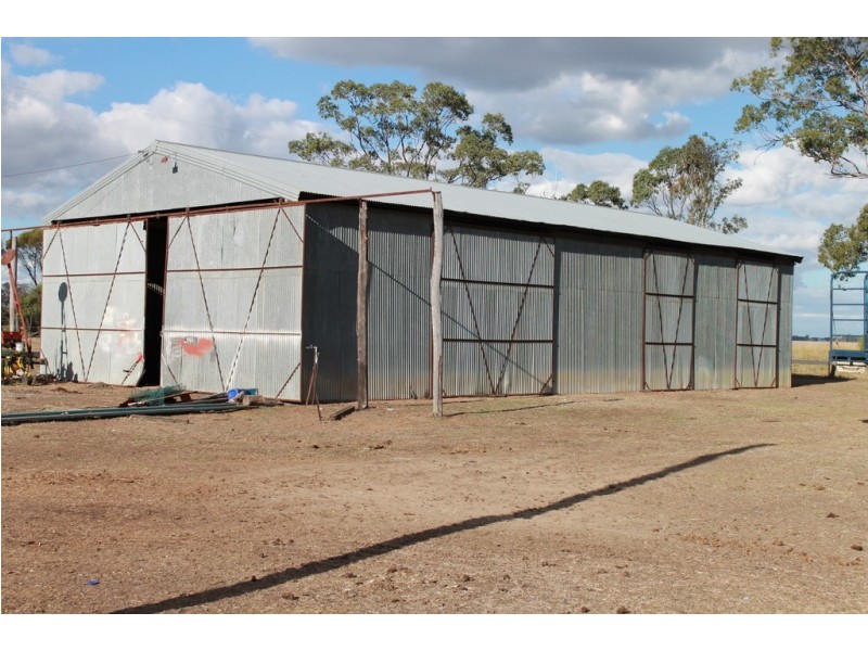 1233 Duleen-Daandine Road, Dalby QLD 4405