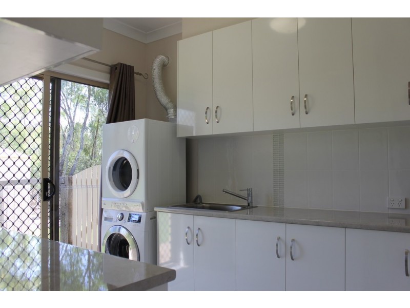 29 Kurrajong Drive, Dalby QLD 4405