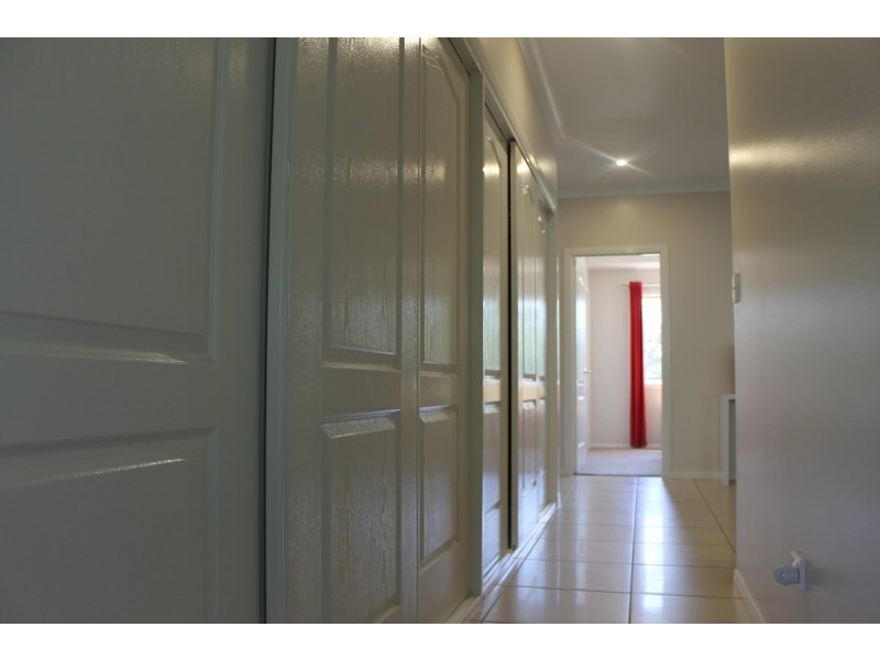 29 Kurrajong Drive, Dalby QLD 4405