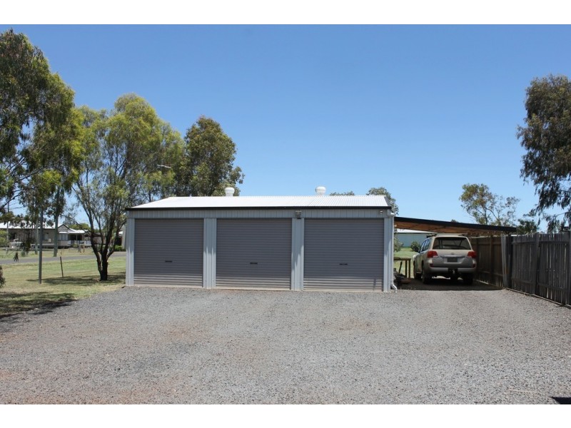 34 Platz Avenue, Dalby QLD 4405