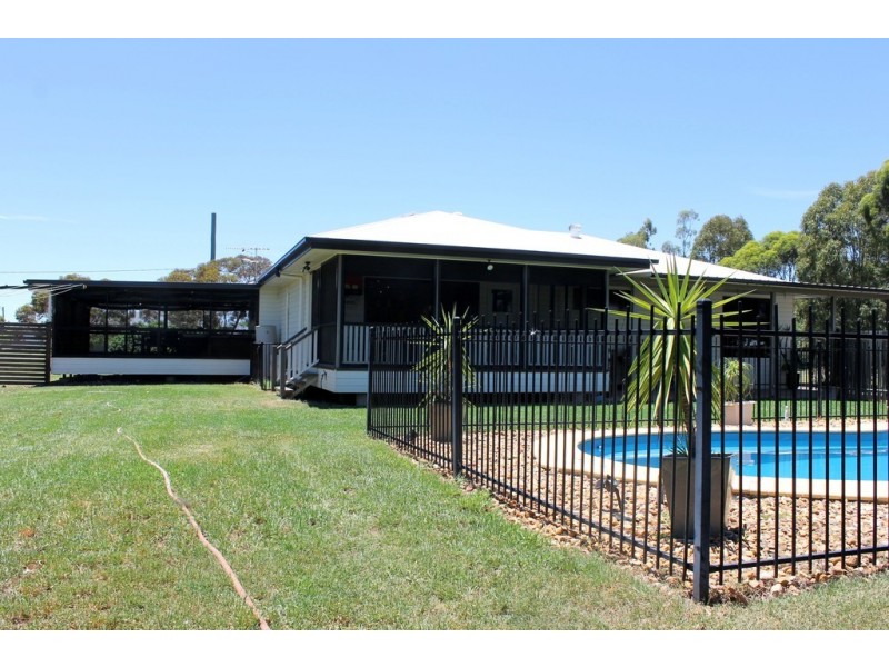 34 Platz Avenue, Dalby QLD 4405
