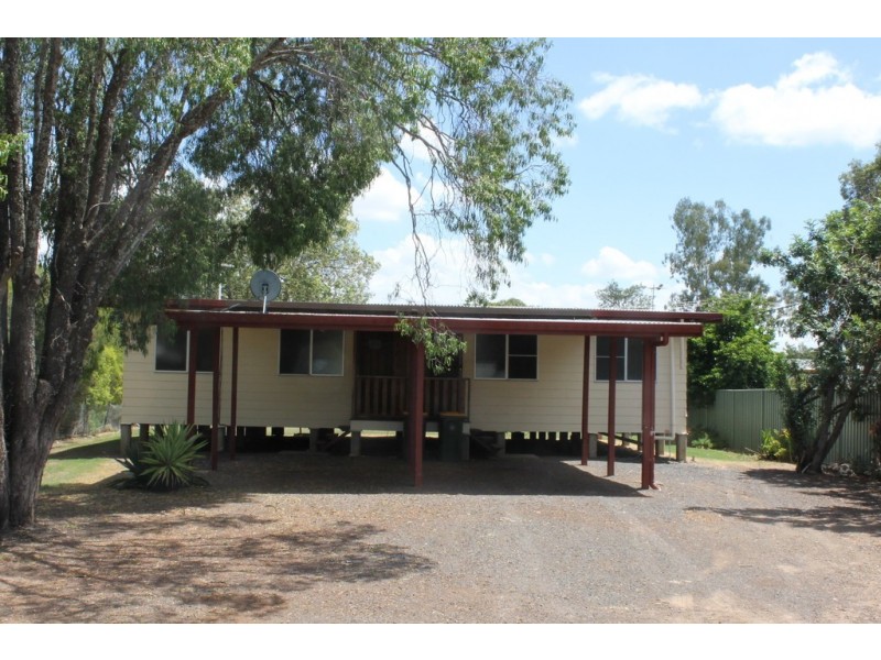 9 Loam Street, Dalby QLD 4405