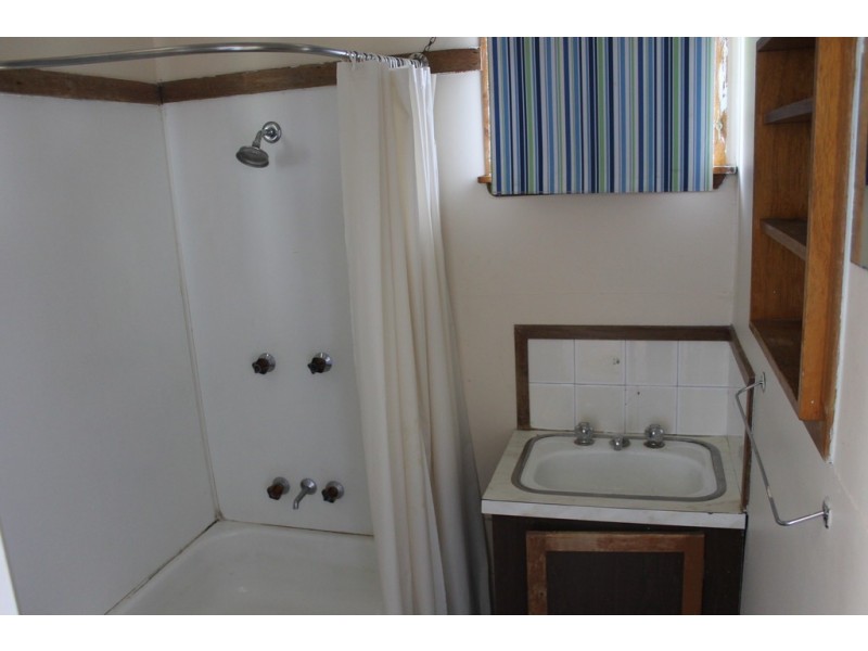 9 Loam Street, Dalby QLD 4405