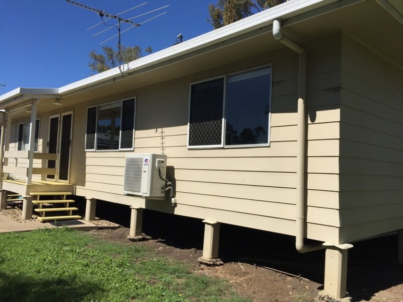 2/138 Condamine Street, Dalby QLD 4405