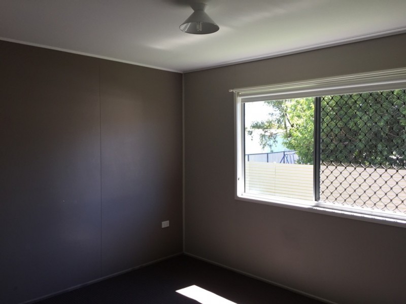 2/138 Condamine Street, Dalby QLD 4405