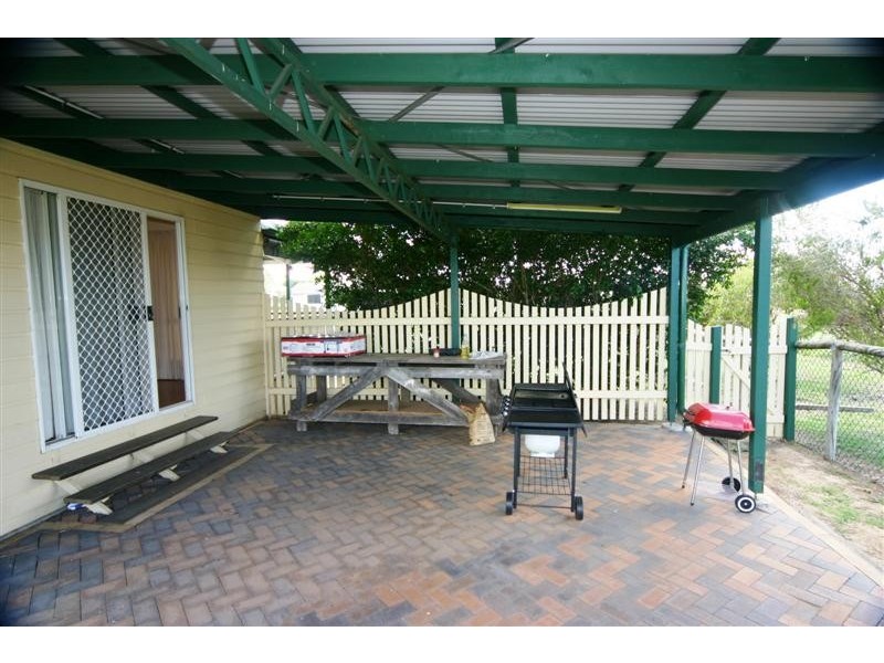 6 Agnes St, Dalby QLD 4405