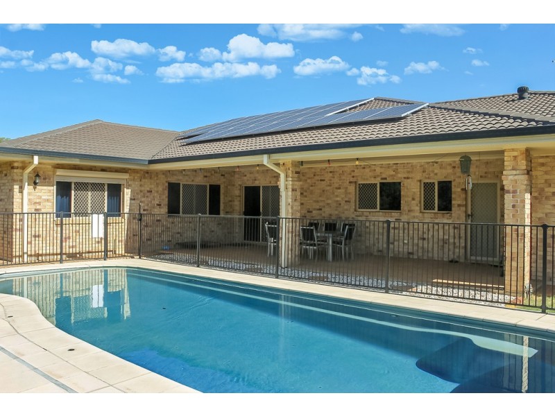 84 Summer Avenue, Dalby QLD 4405