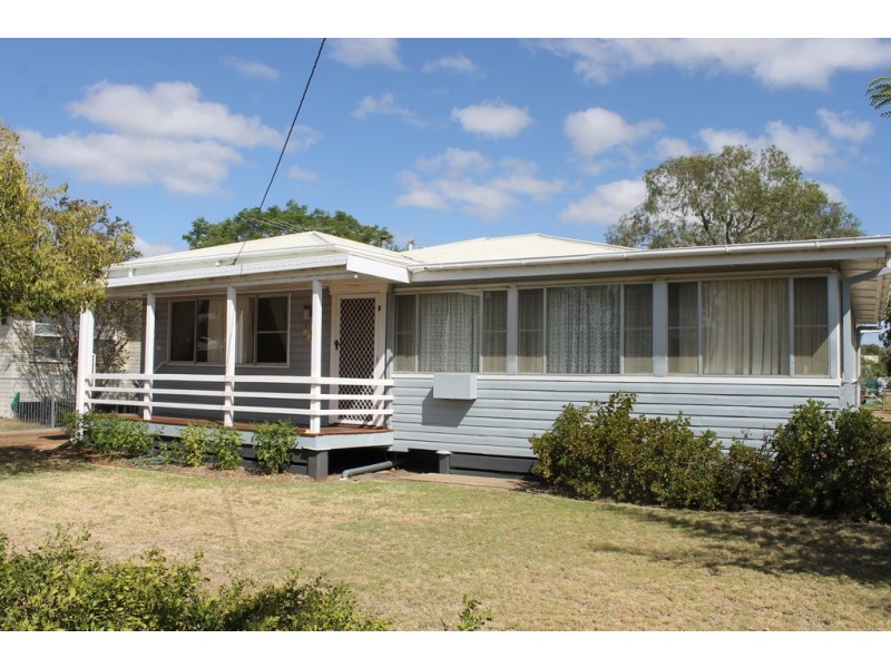 106 Condamine Street, Dalby QLD 4405