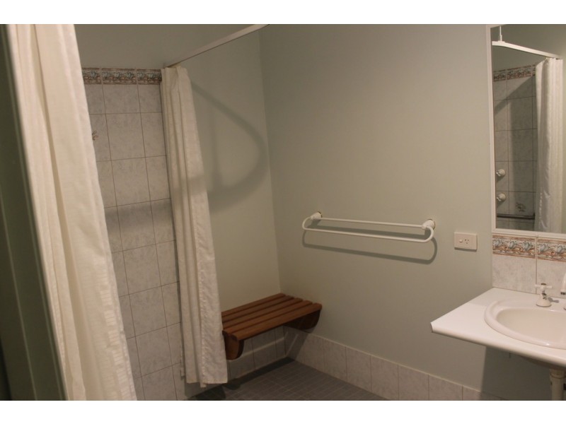 2/18 Condamine Street, Dalby QLD 4405