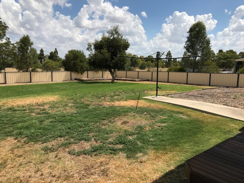 52 Seymours Road, Dalby QLD 4405