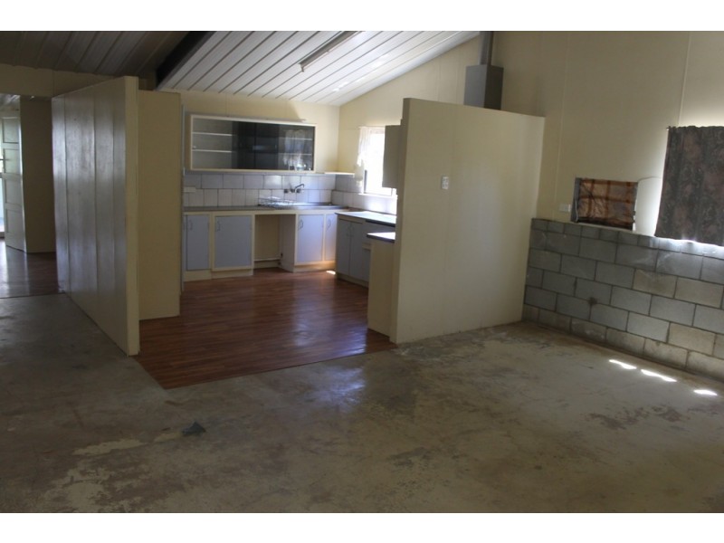 66 Wallace Street, Bell QLD 4408