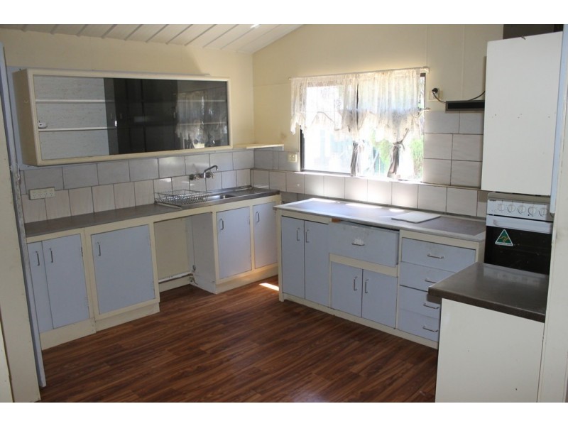 66 Wallace Street, Bell QLD 4408