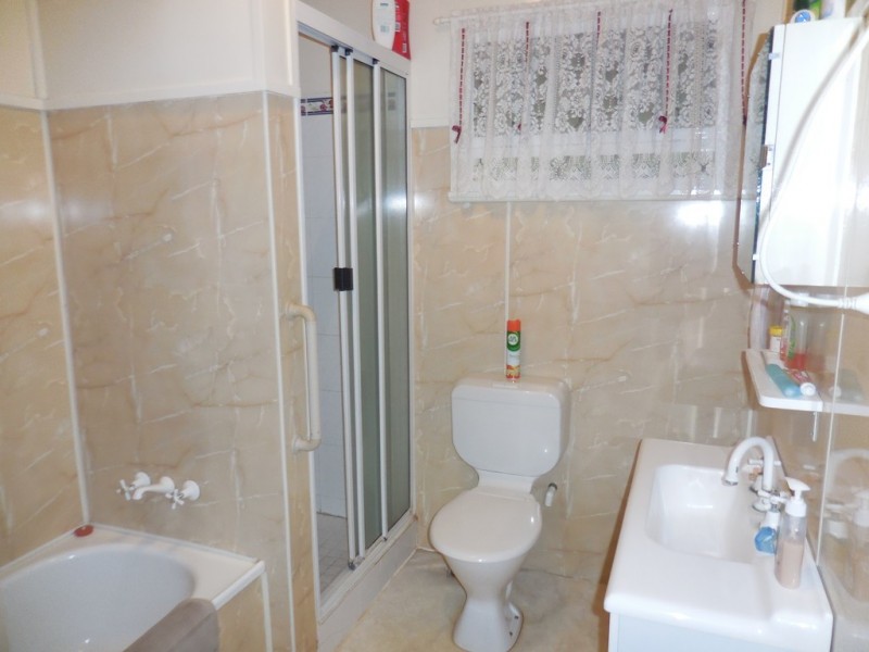 35 Geisel Street, Dalby QLD 4405