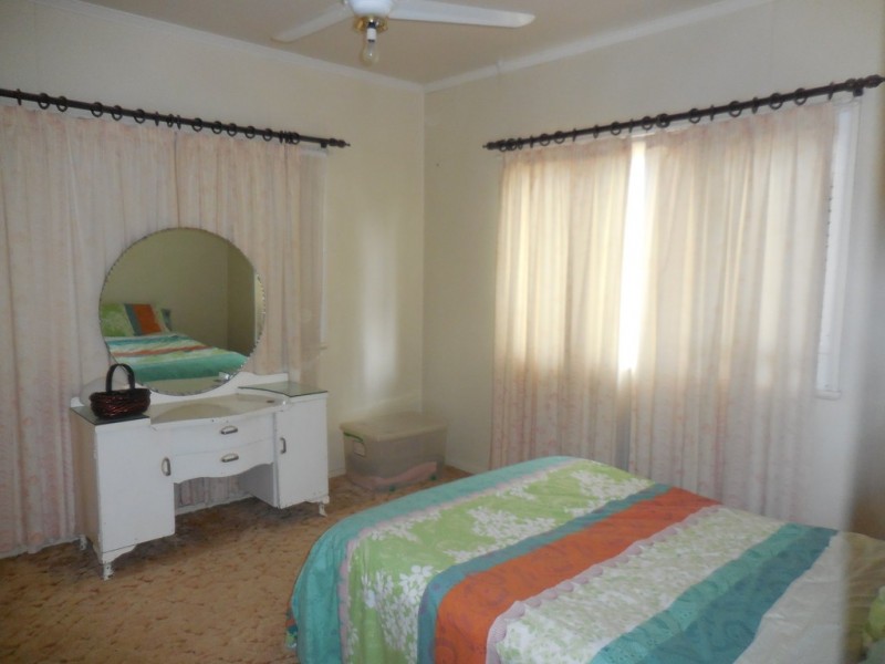 35 Geisel Street, Dalby QLD 4405