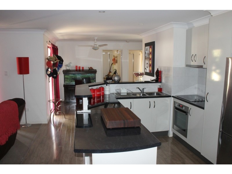 30 Henderson Street, Dalby QLD 4405