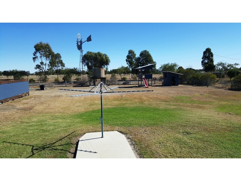 12 Millbrook Court, Dalby QLD 4405