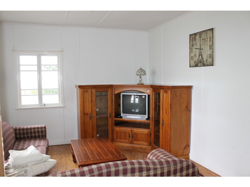 6 Corkill Street, Dalby QLD 4405