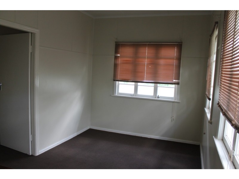 6 Corkill Street, Dalby QLD 4405